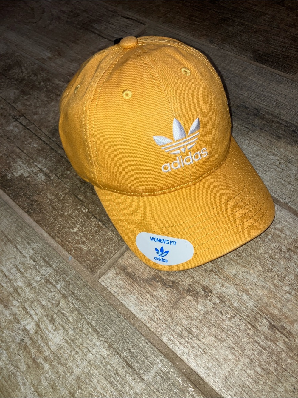 ADIDAS WOMENS STRAPBACK RELAXED CAP BRAND NEW